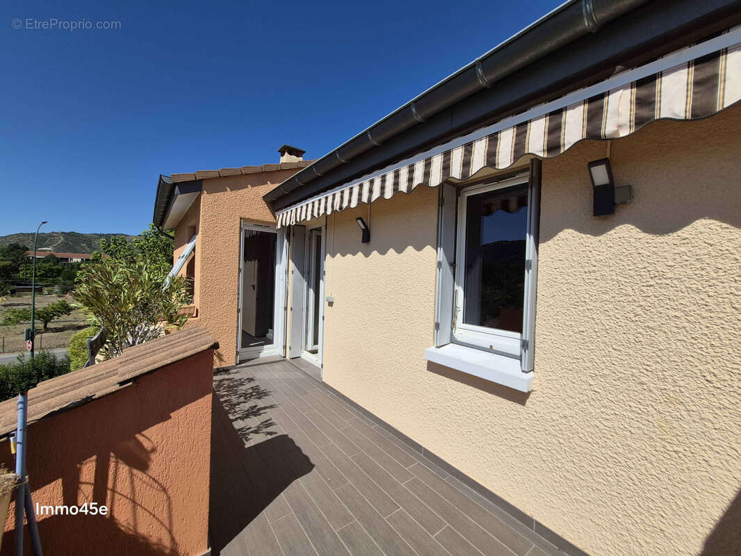 A Vendre T3 rénové + garage Tournon SUD - photo 14