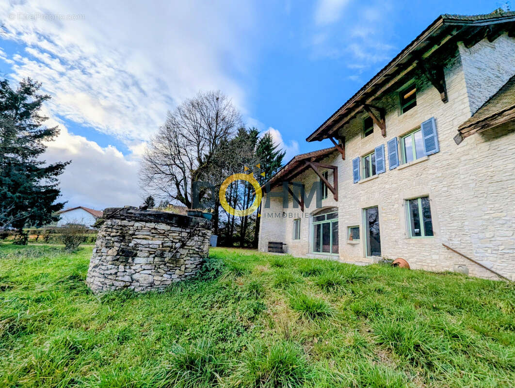 Maison à COURTENAY