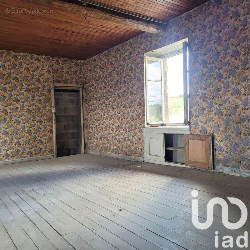 Photo 6 - Maison à SAINT-LAURENT-DE-CHAMOUSSET