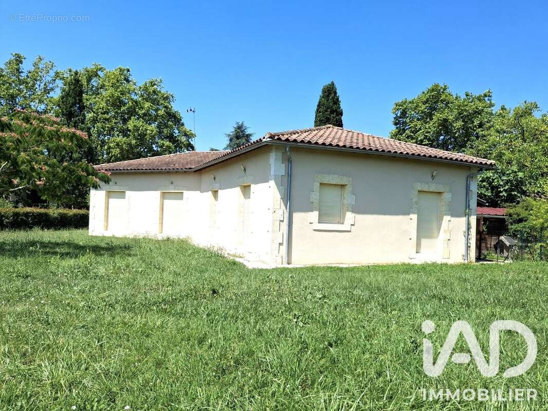 Maison 130 m² à L'isle-De-Noe  - photo 2