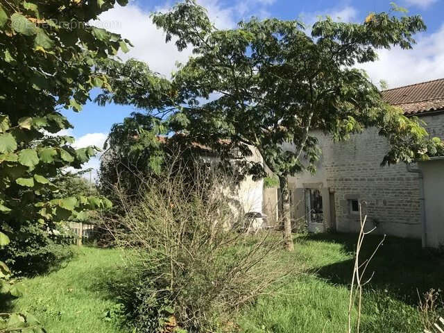 Appartement à BENET