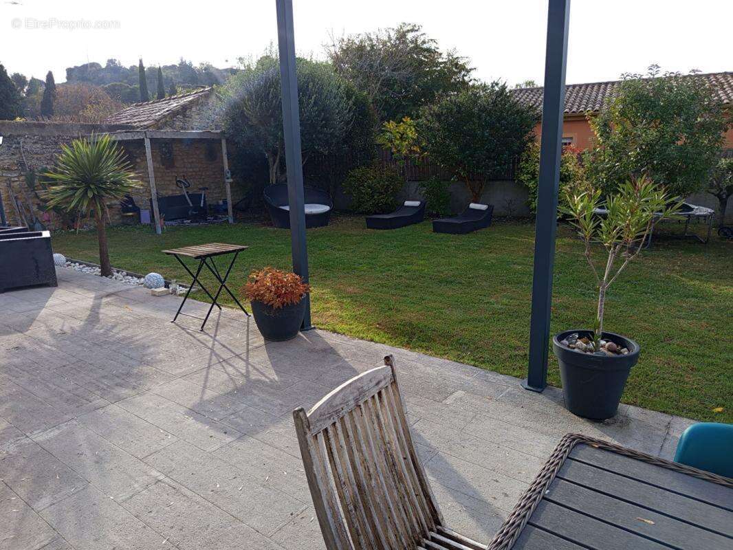 Maison à MONTSEGUR-SUR-LAUZON