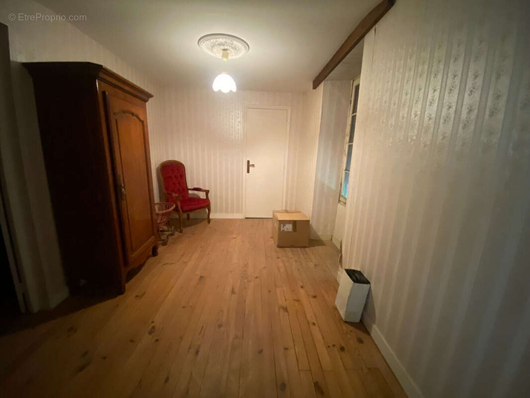 Maison à TONNAY-CHARENTE