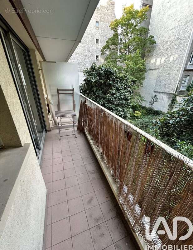 Photo 4 - Appartement à PARIS-17E
