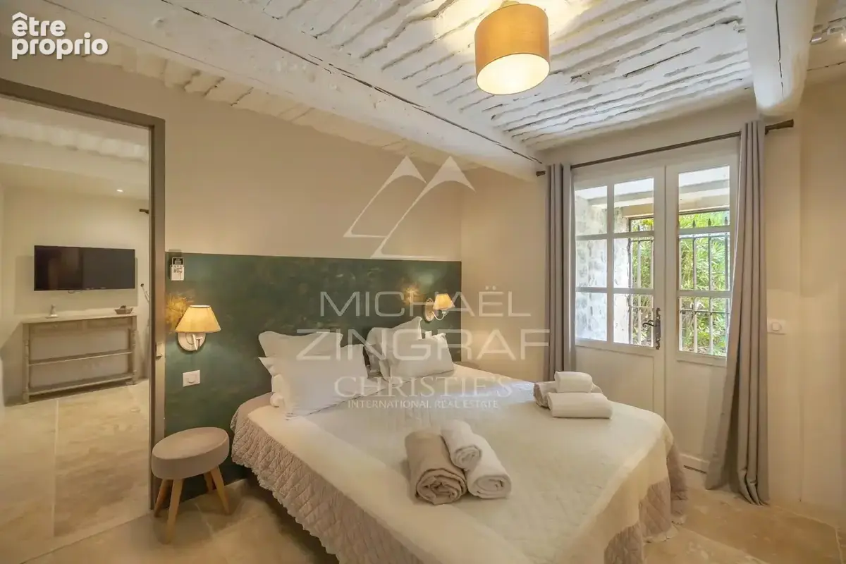 Oppède – Mas provençal de caractère avec gîtes, chambres d'hôtes et vues sur le Luberon - photo 13