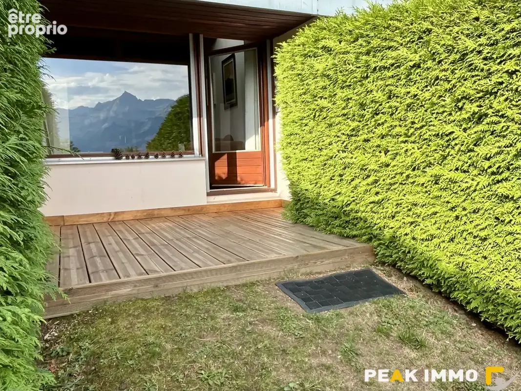F2 Cabine Duplex - 34.81 m2 utiles - Combloux - Coeur du village - photo 4