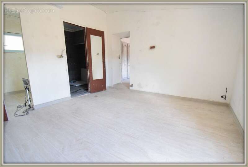 Appartement à vendre 3 pièces GRASSE dans hameau au calme - photo 4