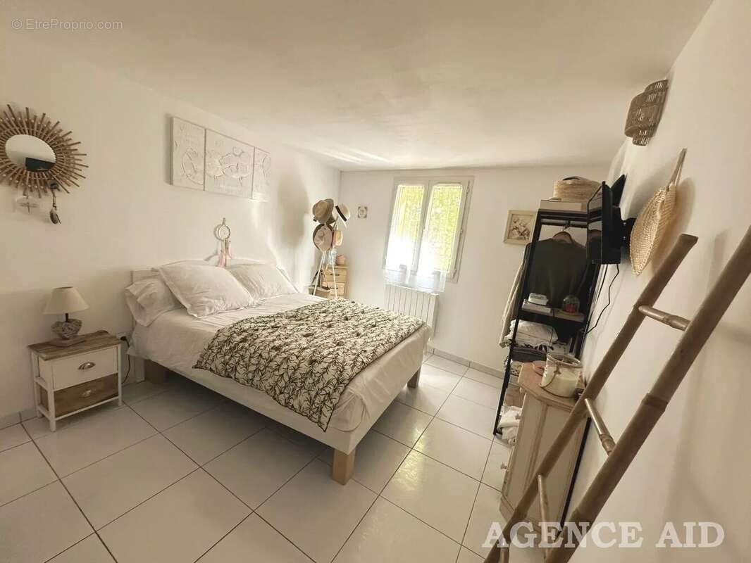 Maison à CUGES-LES-PINS