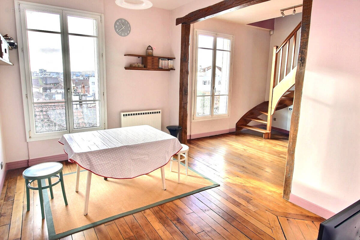 Appartement à GENNEVILLIERS