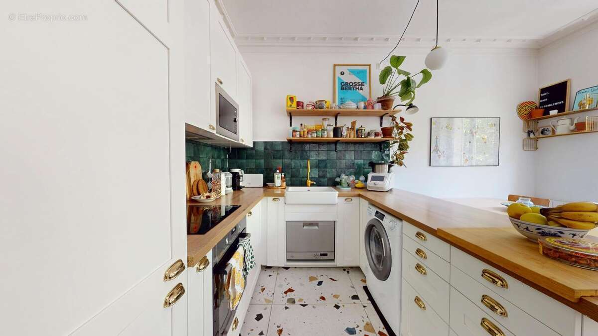 Appartement à PARIS-11E