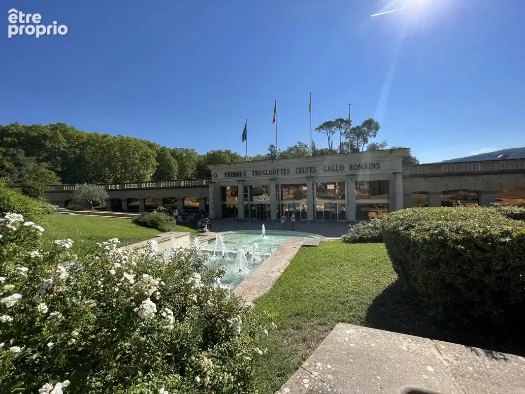 Fonds de commerce hotellerie greoux les bains - photo 18