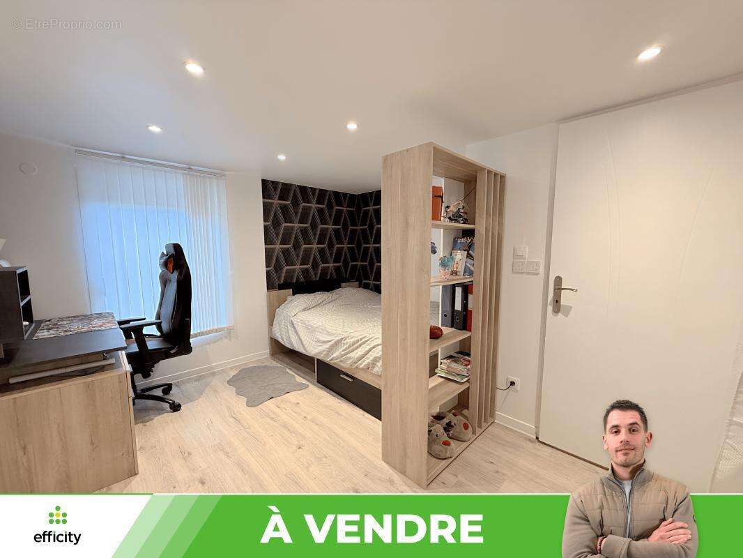 Maison à SMARVES