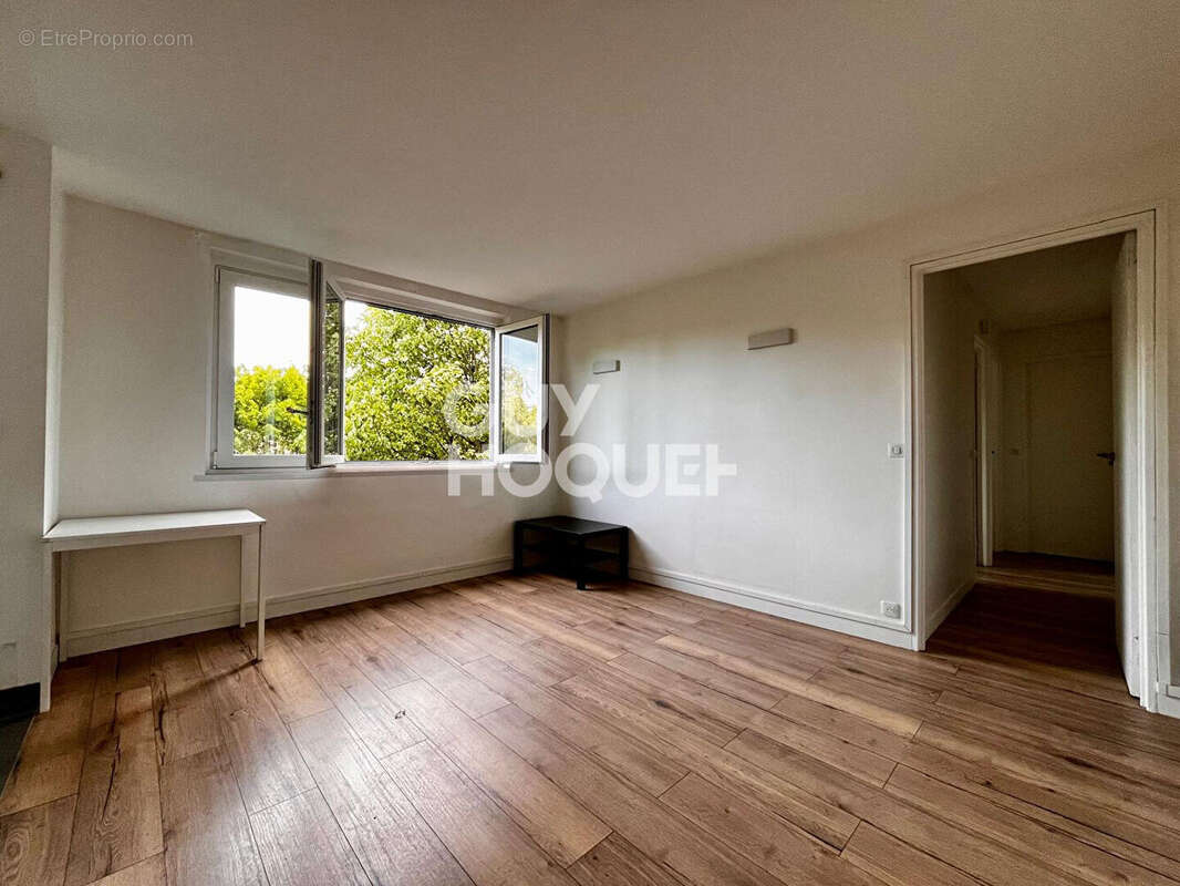 Appartement 3 pièces sans vis-à-vis - Ligne 13 & Ligne N - photo 3