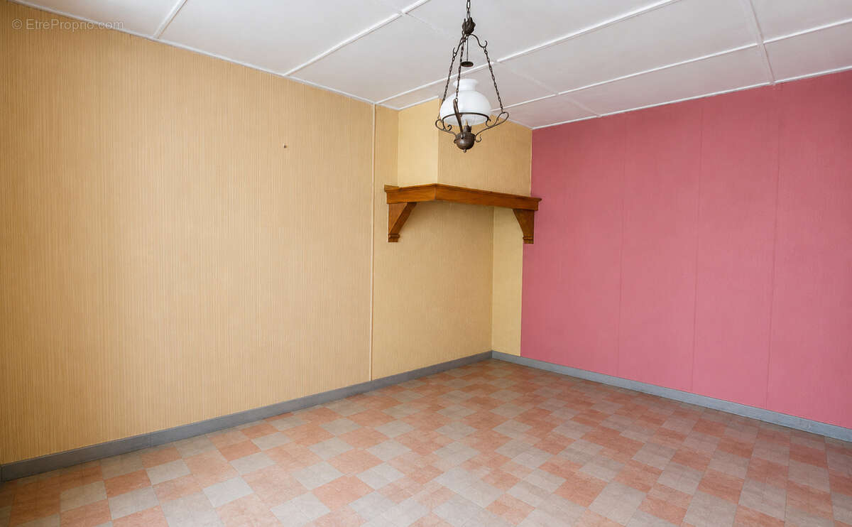 Maison de village + terrasse - photo 14