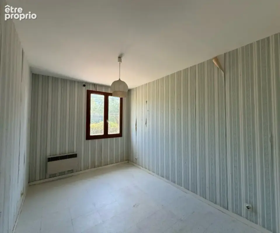 Maison de plain-pied, 3 Chambres, proximité centre ville, cadre naturel - photo 9
