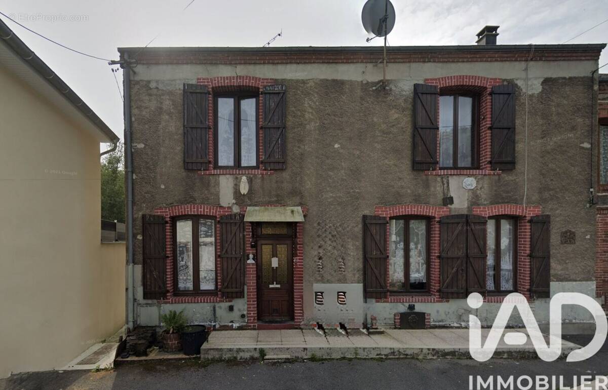 Photo 1 - Maison à DEVILLE
