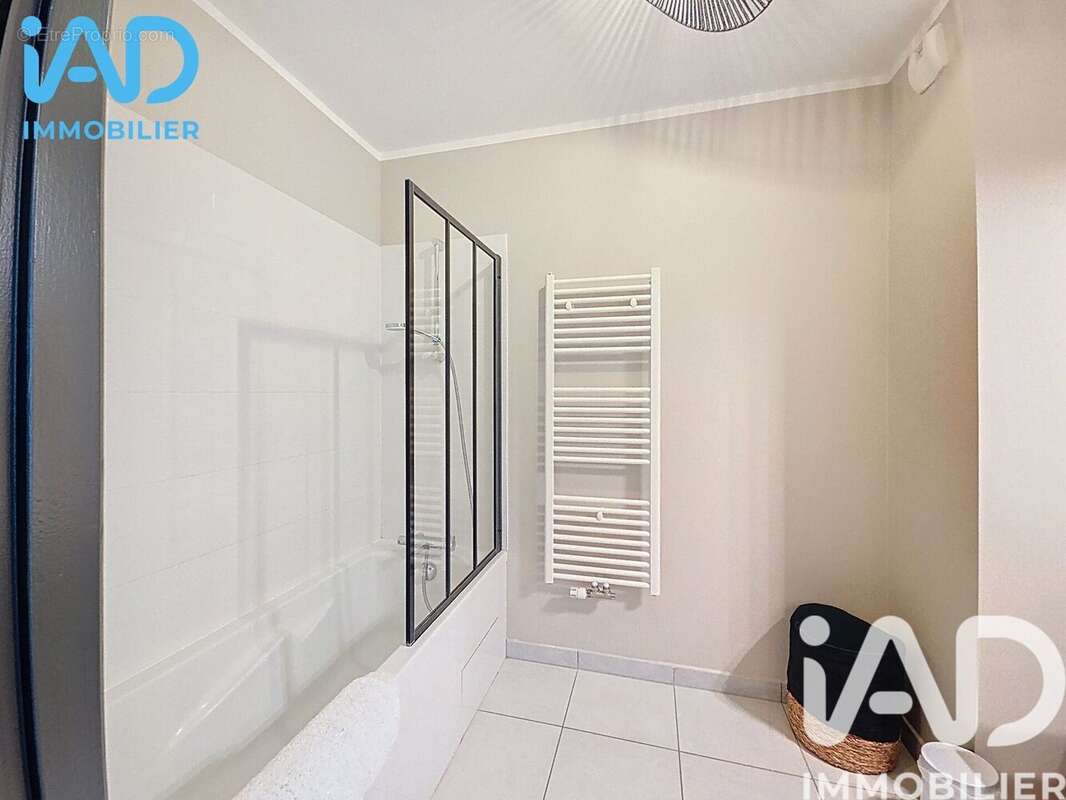 Photo 9 - Appartement à SAINT-GENIS-POUILLY