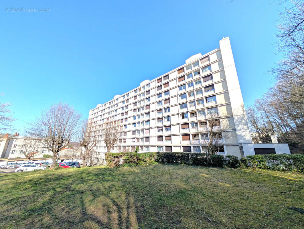 Appartement à CHAMALIERES