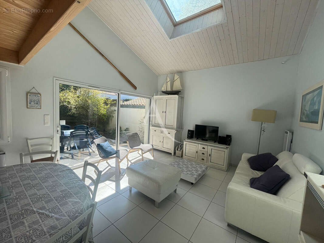 Maison Jard Sur Mer 5 pièce(s) 81.15 m2 - photo 3