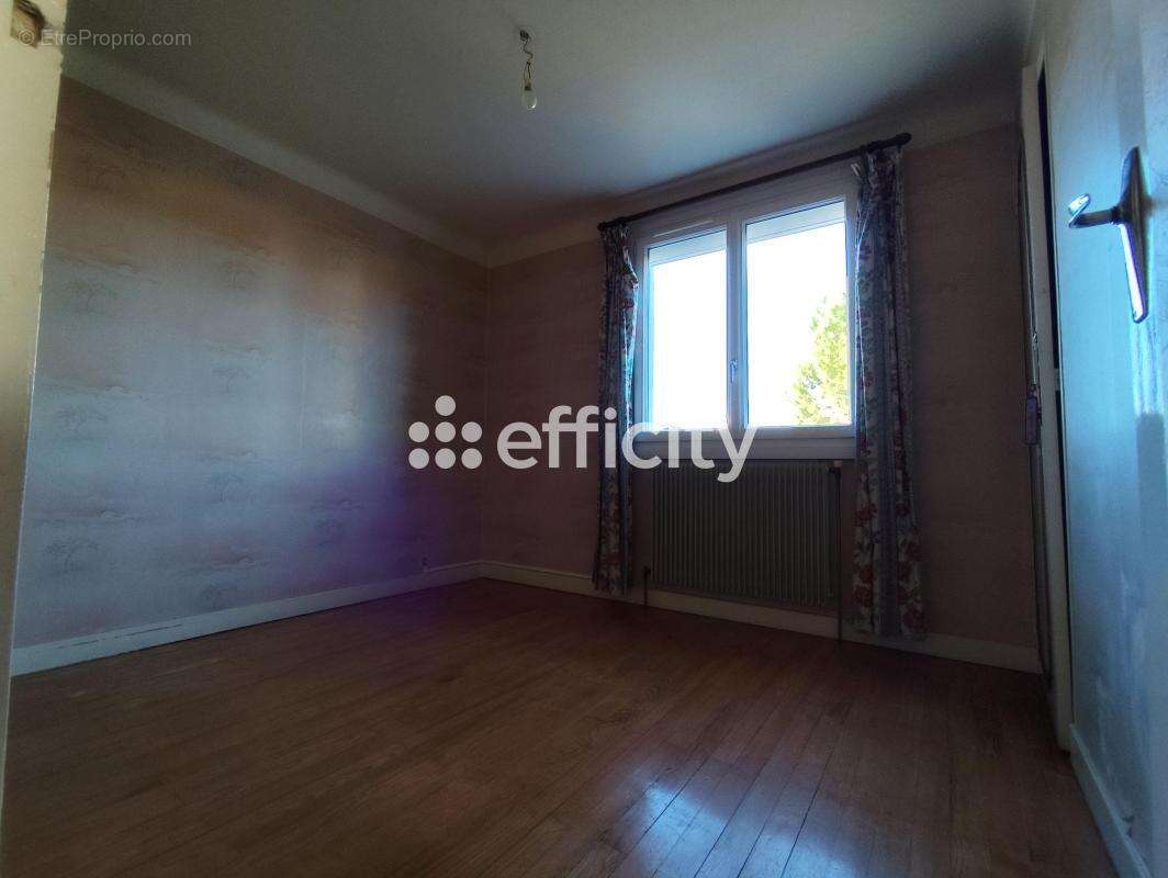 Maison 121 m² à Sablons  - photo 9