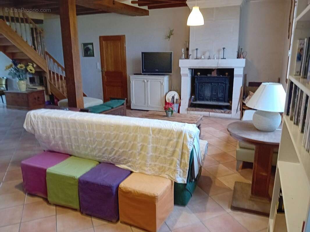 Maison à SAINT-MARTIN-DES-BOIS