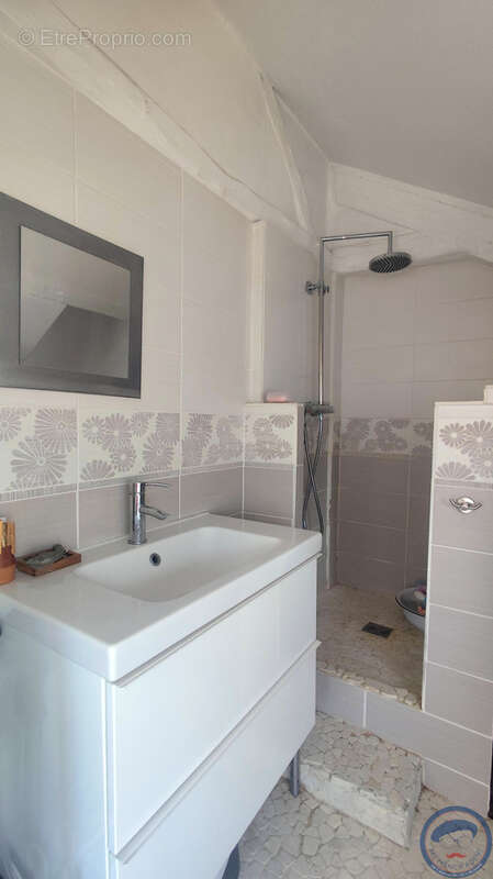 Maison, 64,5 m2,  3 pièces, quartier cathédrale - photo 5