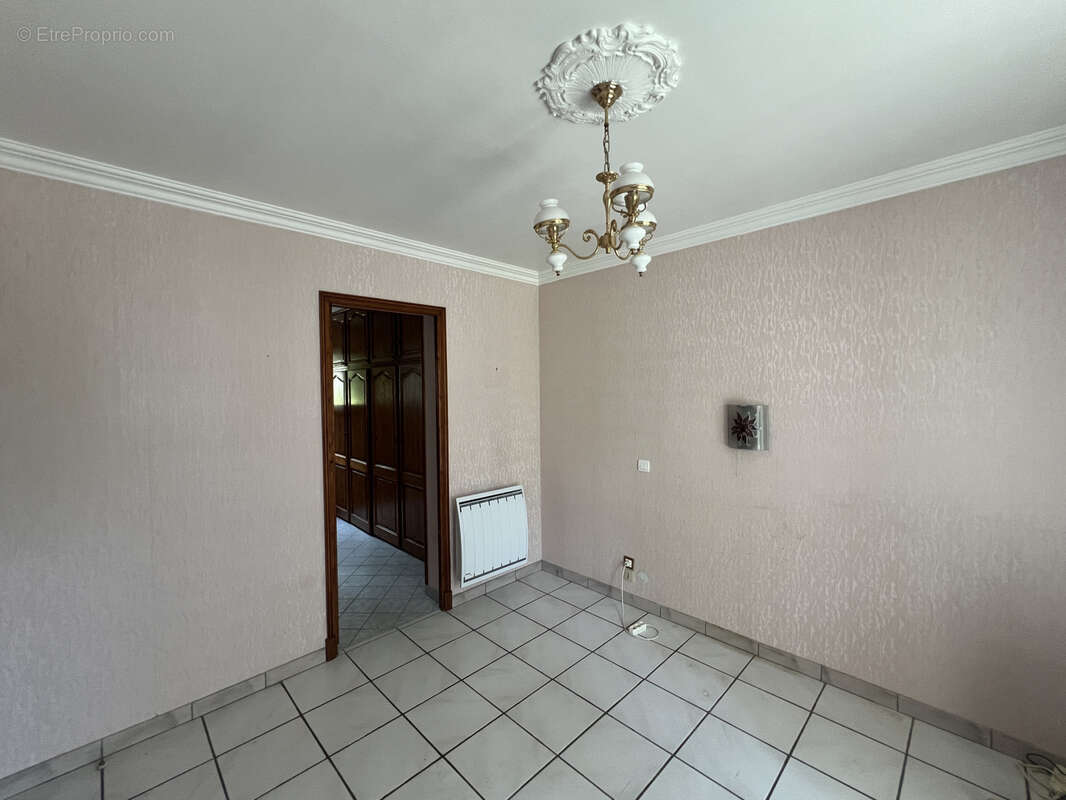 Maison à LA FERTE-ALAIS