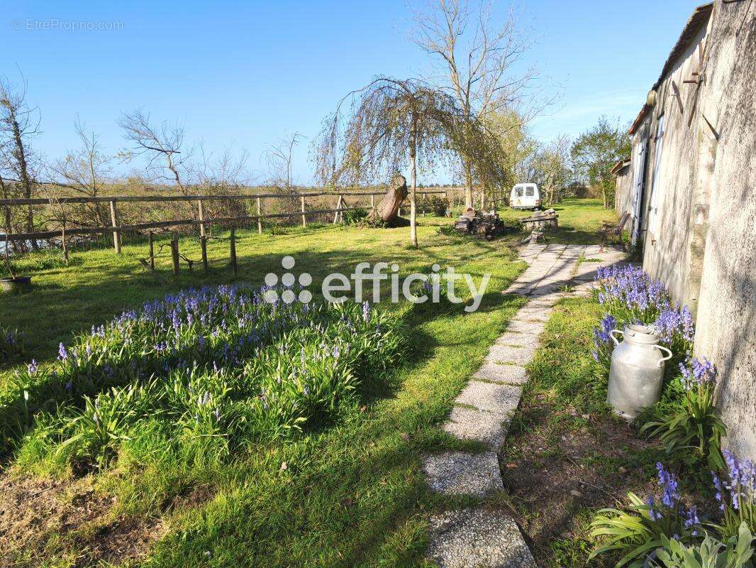 Maison à SAINT-GERVAIS
