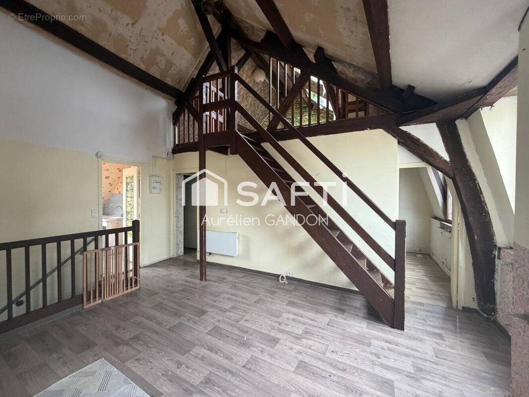 Photo 1 - Appartement à JOIGNY