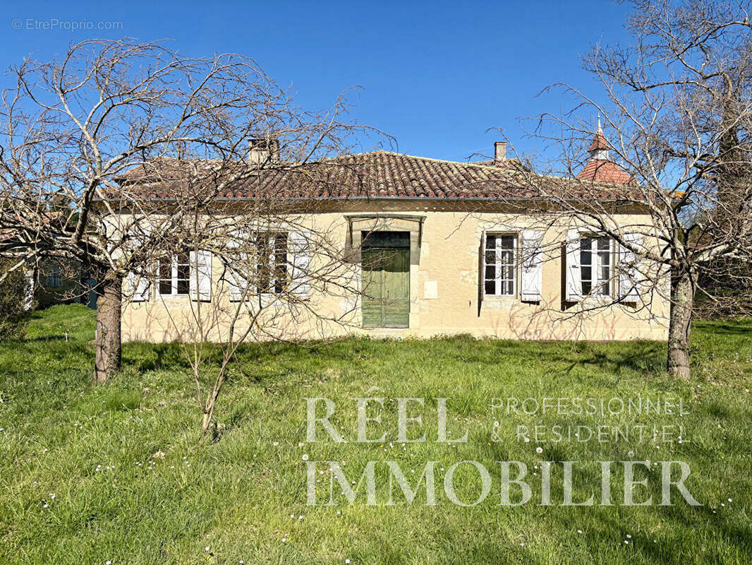 Maison à PUYCASQUIER