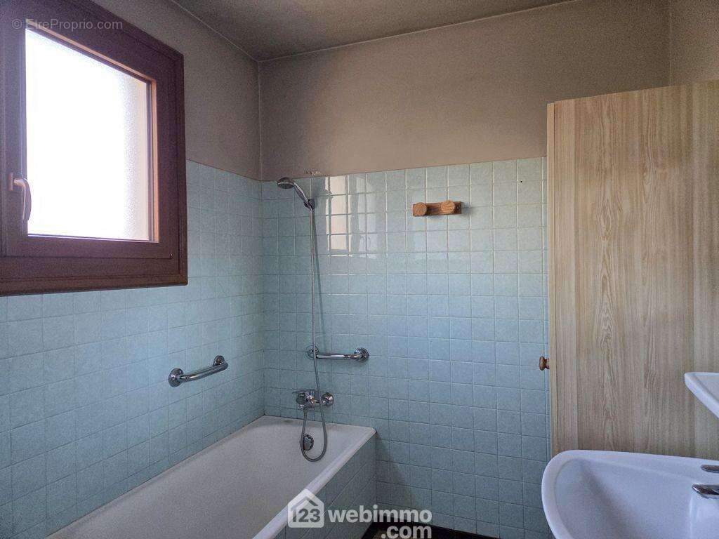 afin de vous offrir une vie de plain pied. - Maison à MERCURY