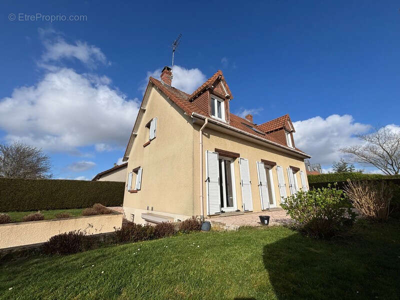 Maison à CANTELEU
