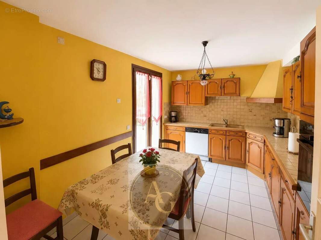 Maison à FENDEILLE