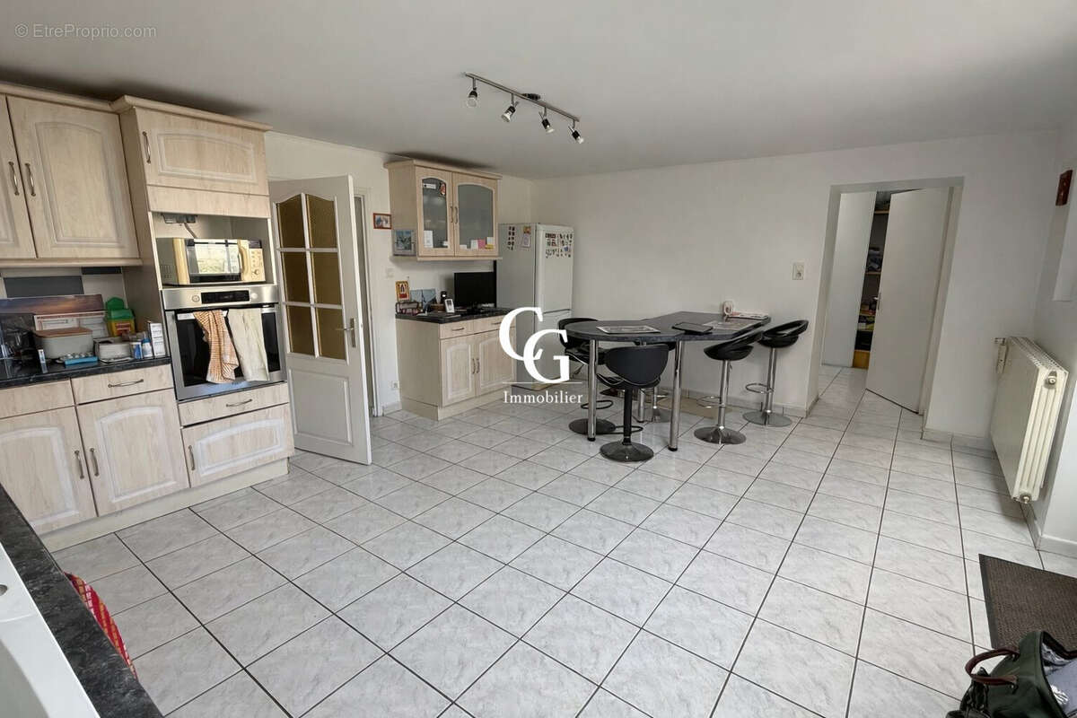 Maison à VIEILLEVIGNE