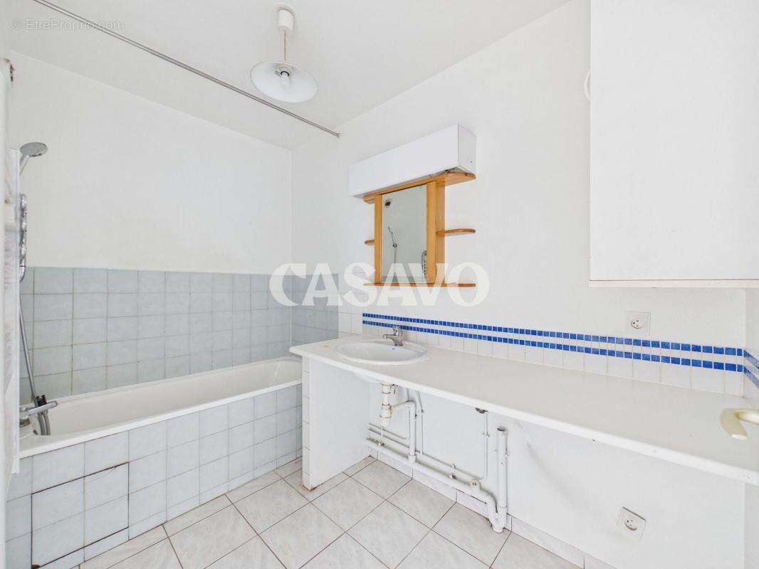 Appartement à LA COURNEUVE