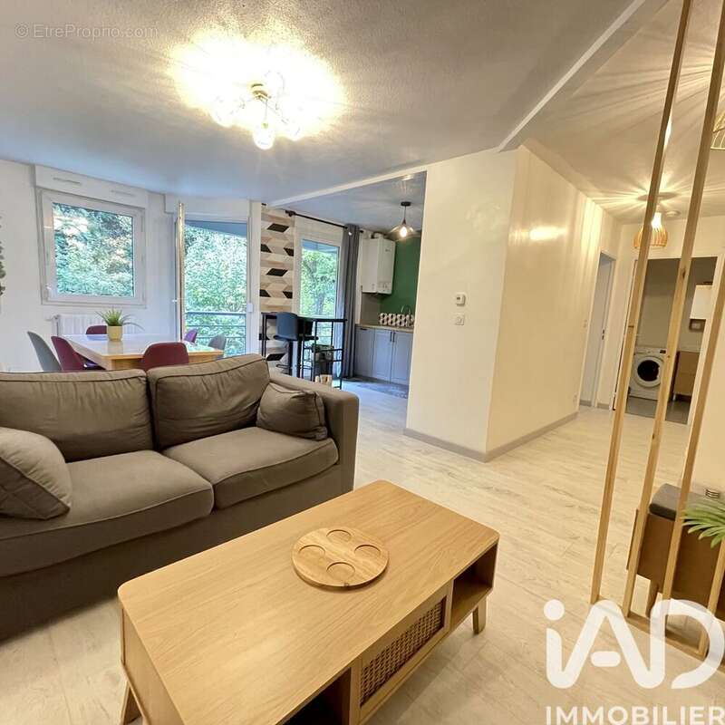 Photo 2 - Appartement à LYON-9E