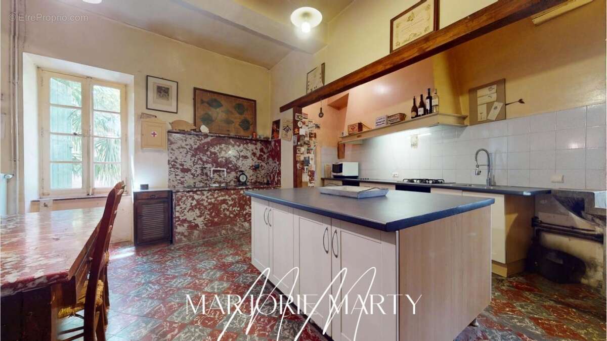 Maison à LEZIGNAN-CORBIERES