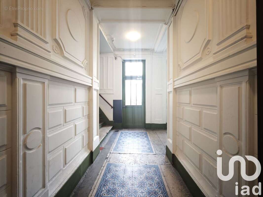 Photo 2 - Appartement à PARIS-18E