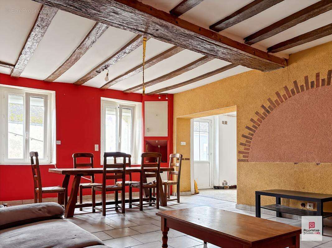 Maison à PRECIGNE