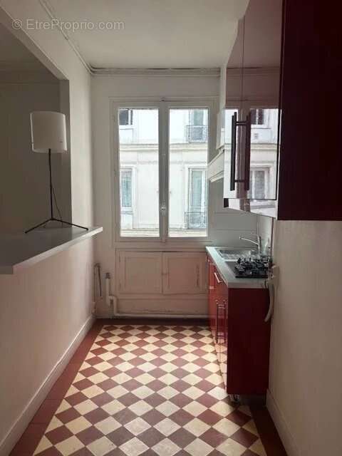 Appartement à PARIS-12E