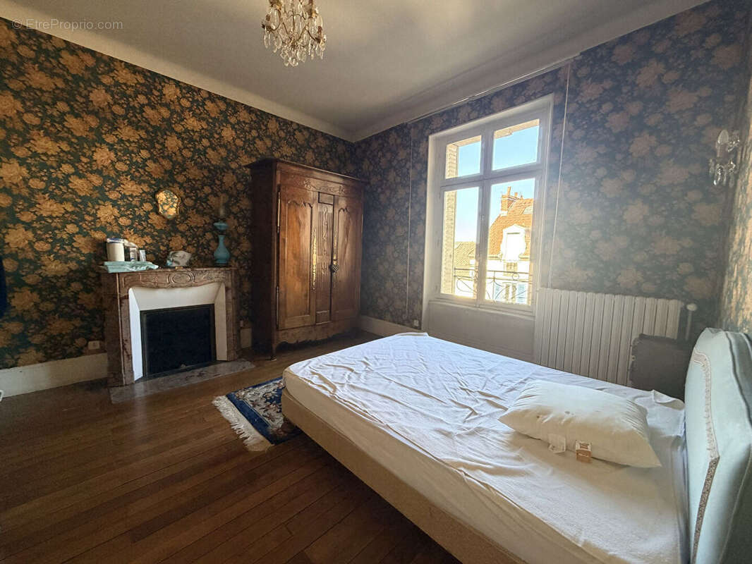 Maison bourgeoise centre ville - photo 8