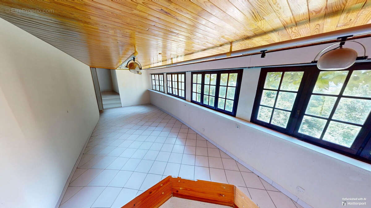 Maison à SAINT-MARTIN-LE-VINOUX