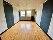 Appartement à NEUNKIRCHEN-LES-BOUZONVILLE