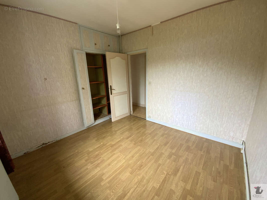 Bergerac Rive gauche - Maison à rafraîchir 94 m2 - Jardin et garage - photo 6