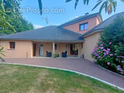 Maison à SAINT-CHARLES-LA-FORET