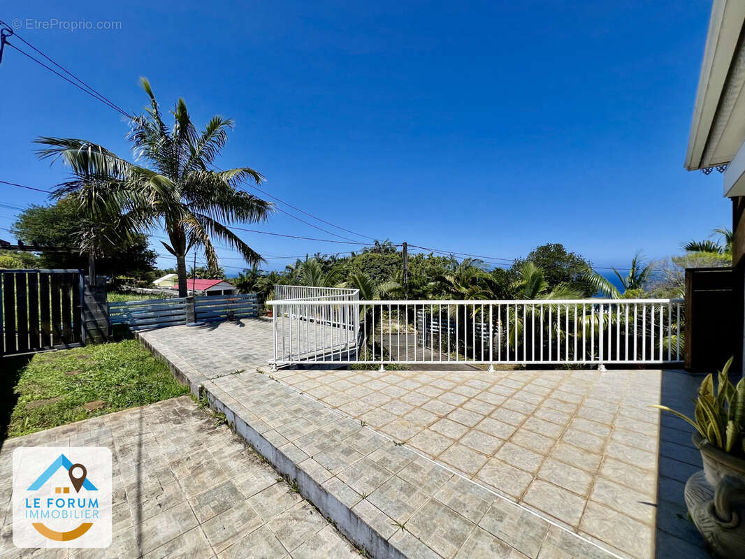 Saint joseph 97480 - superbe villa t4 - beaux volumes - cadre agréable - proche commodités - photo 11