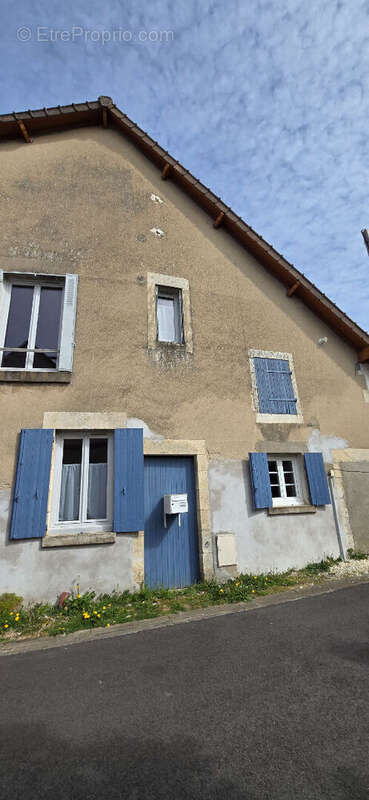 Maison à LA CHARITE-SUR-LOIRE