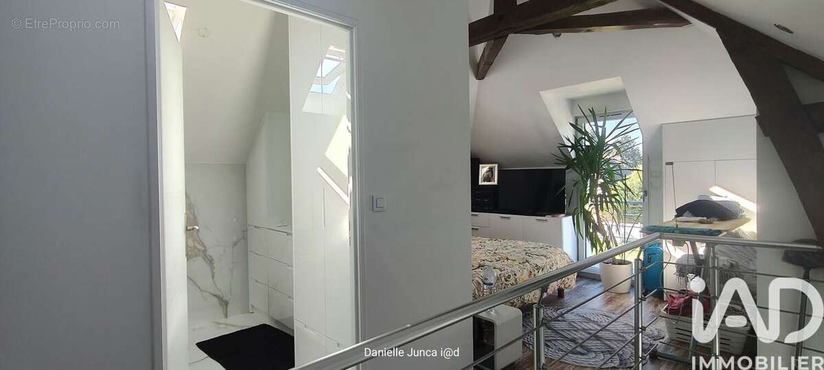 Appartement 375 m² à Le Boulay-Morin  - photo 6