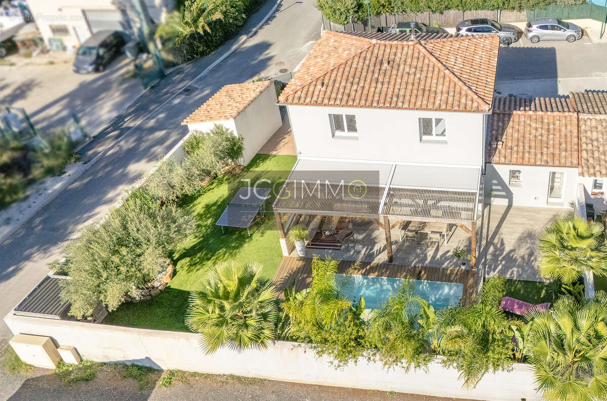 Maison à LA GARDE