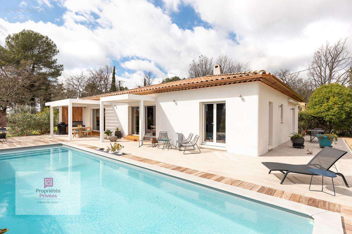 Maison à FAYENCE